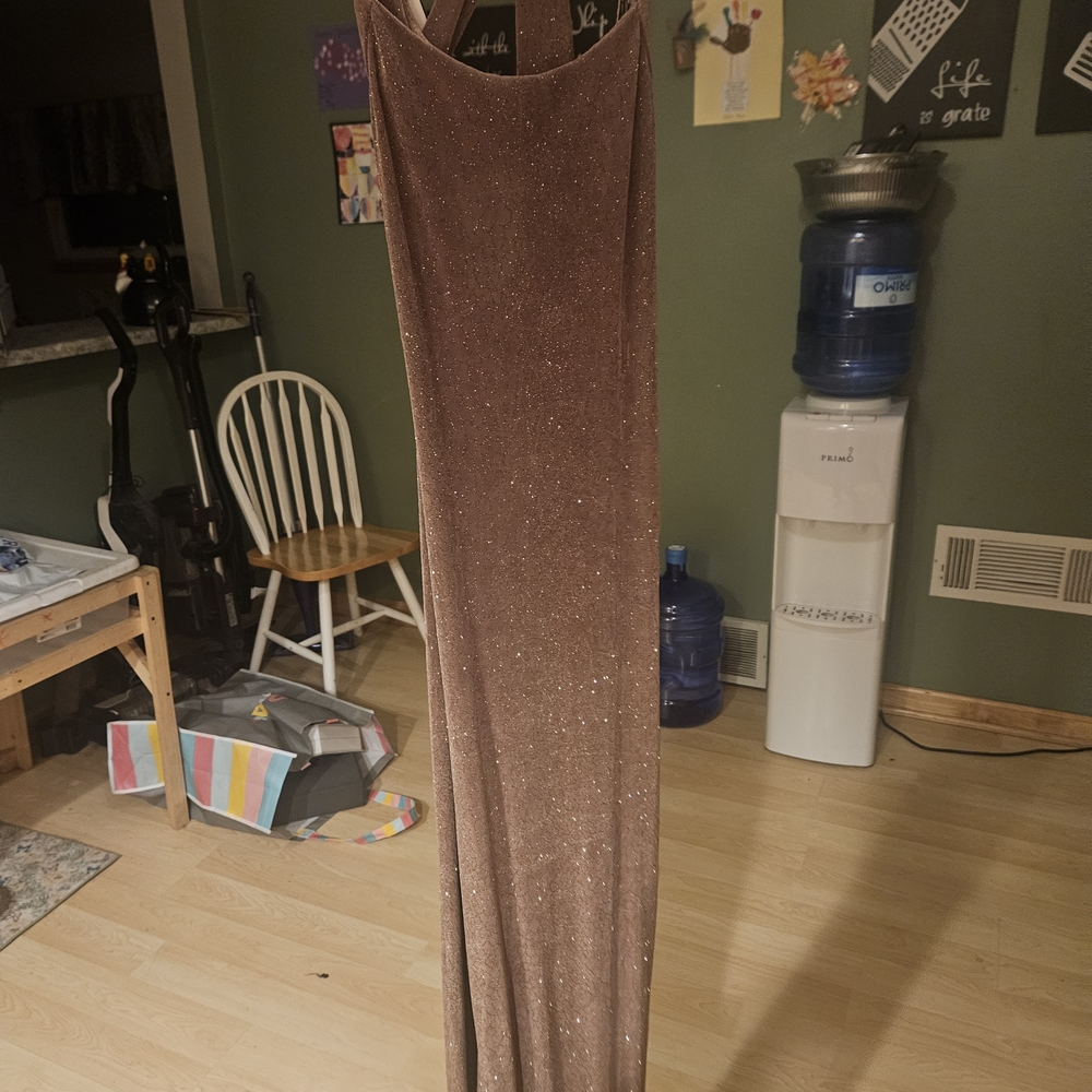 Zum Zum by Niki Livas Gold Sheath Cocktail Dress
